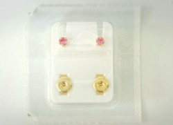 ２ピアス
